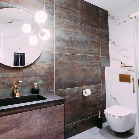 Gold Ptak アパート *